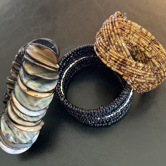 Lot of 3 BOHO/HIPPY Bracelets, 2 Beaded Cuffs and 1 Slip-On Elasticized (Shell). - Picture 1 of 6